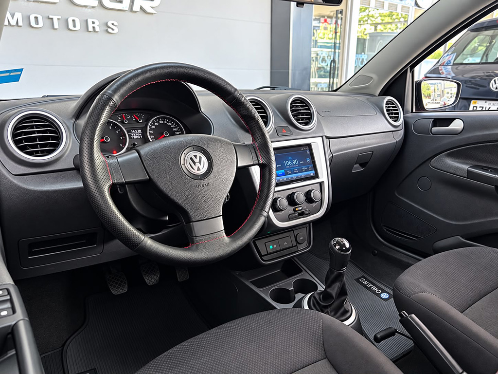 VOLKSWAGEN SAVEIRO