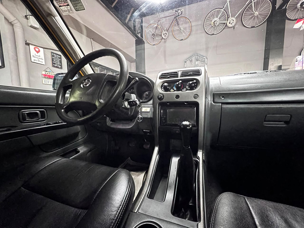 NISSAN FRONTIER