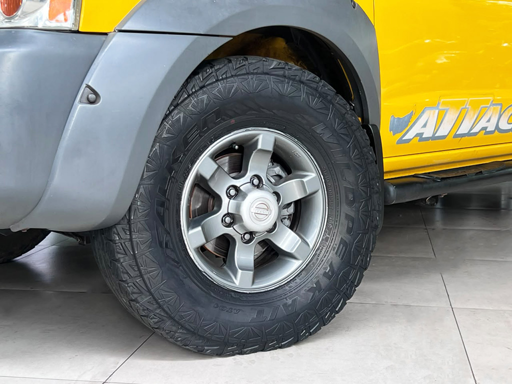 NISSAN FRONTIER