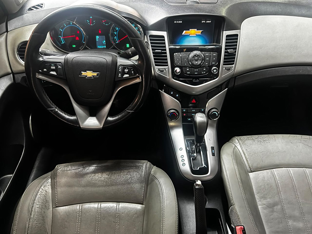 CHEVROLET CRUZE