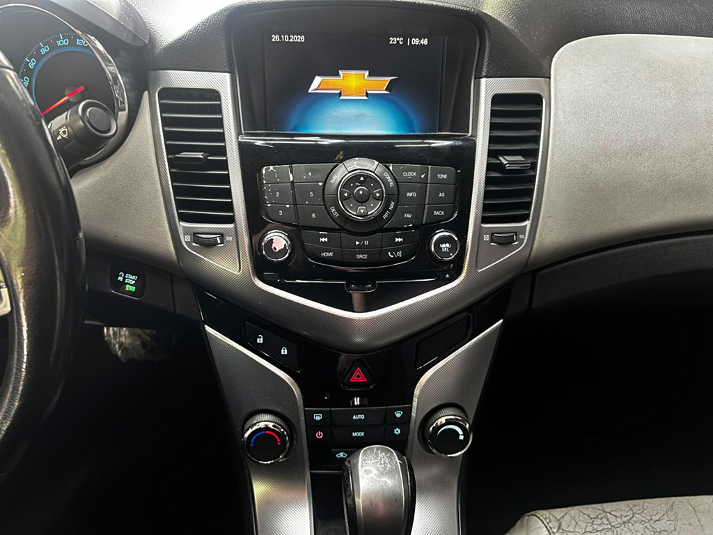 CHEVROLET CRUZE