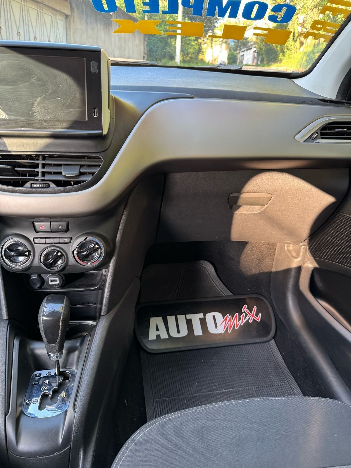 Car Image 10