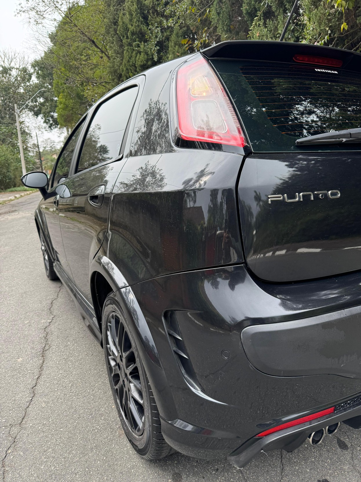 Car Image 23