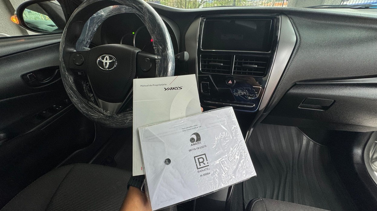 TOYOTA YARIS 1.5 XL