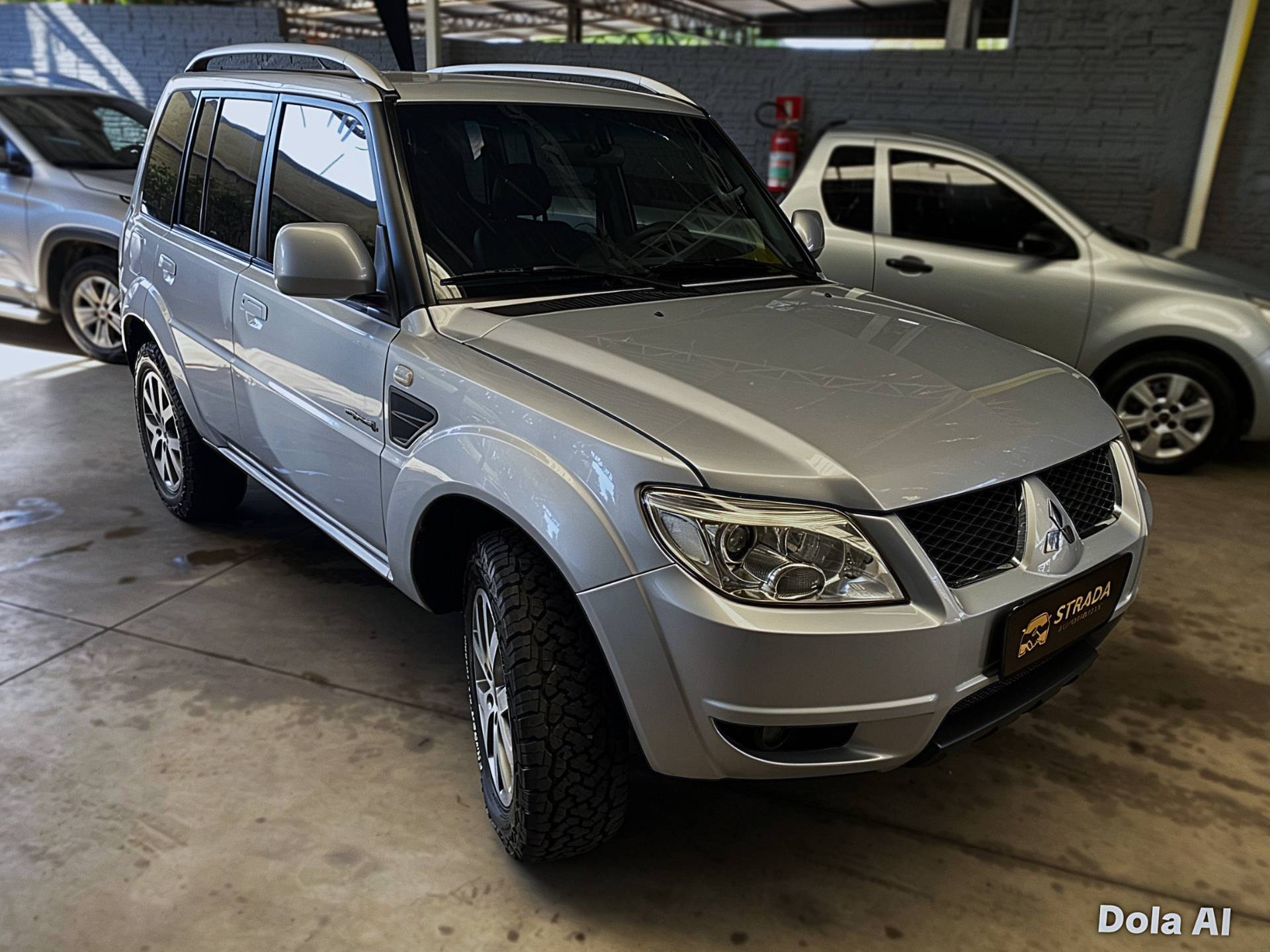 MITSUBISHI PAJERO TR4