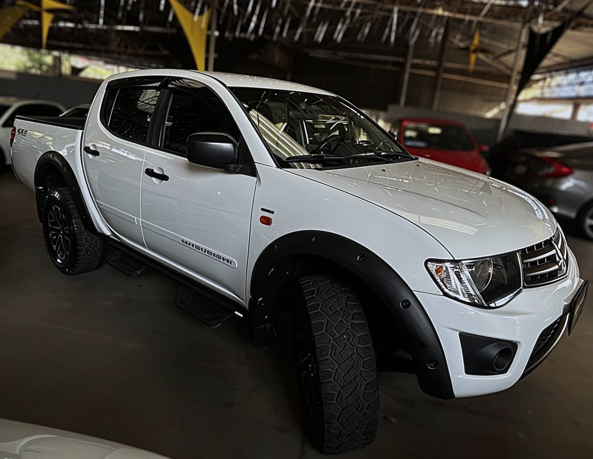 MITSUBISHI L200 TRITON