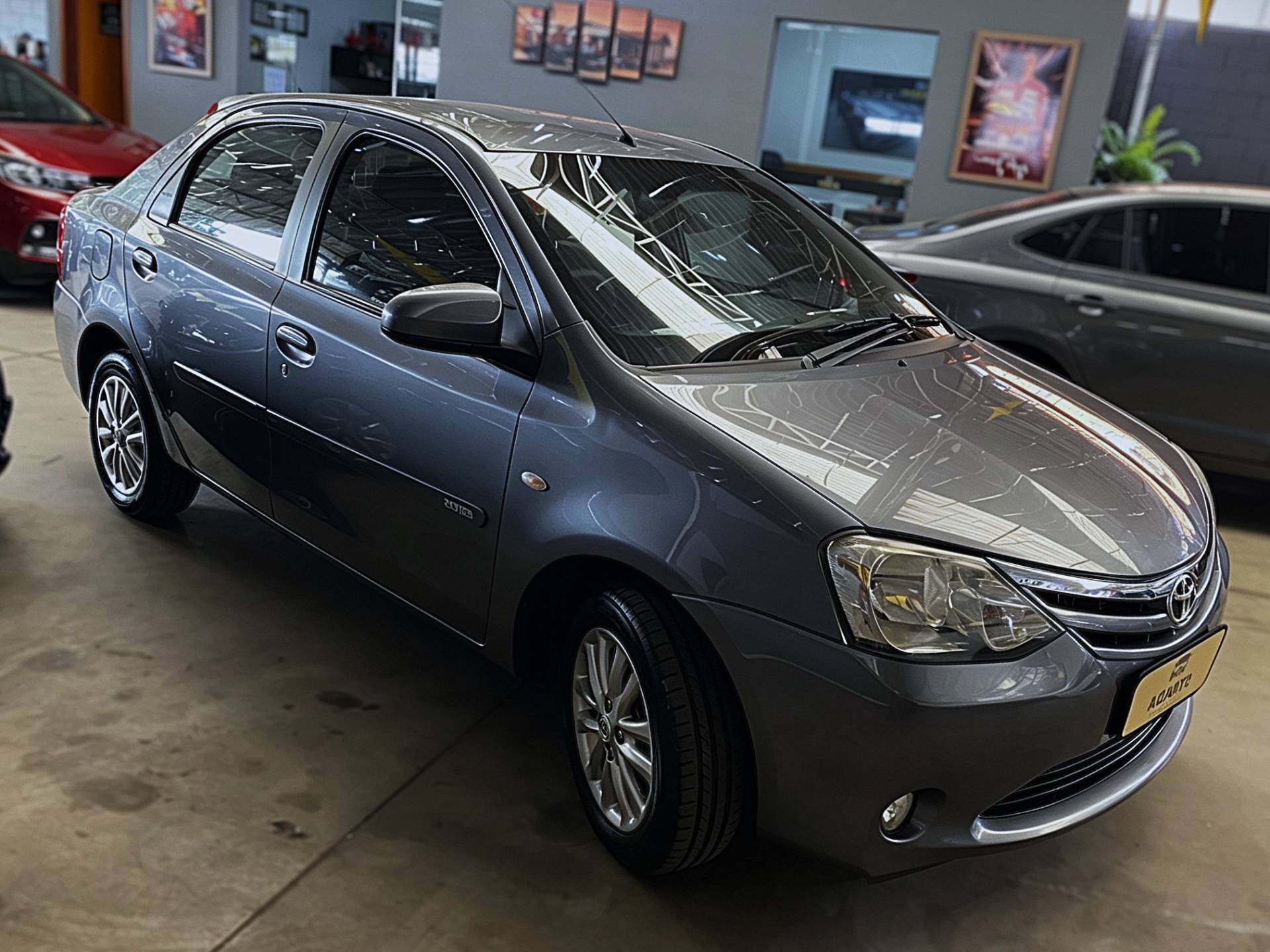 TOYOTA ETIOS