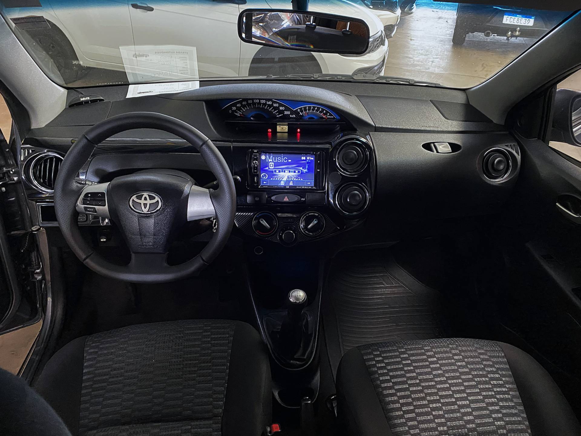 TOYOTA ETIOS