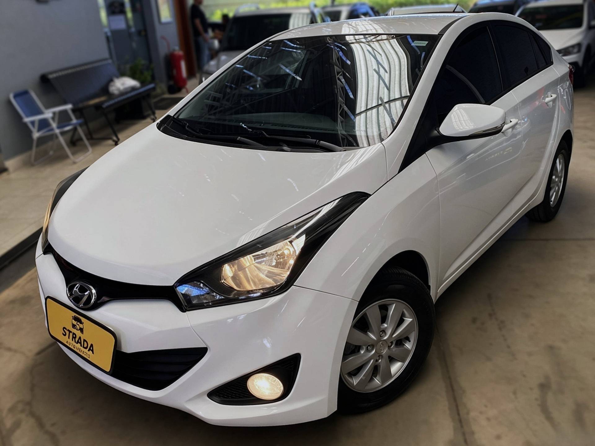 HYUNDAI HB20S