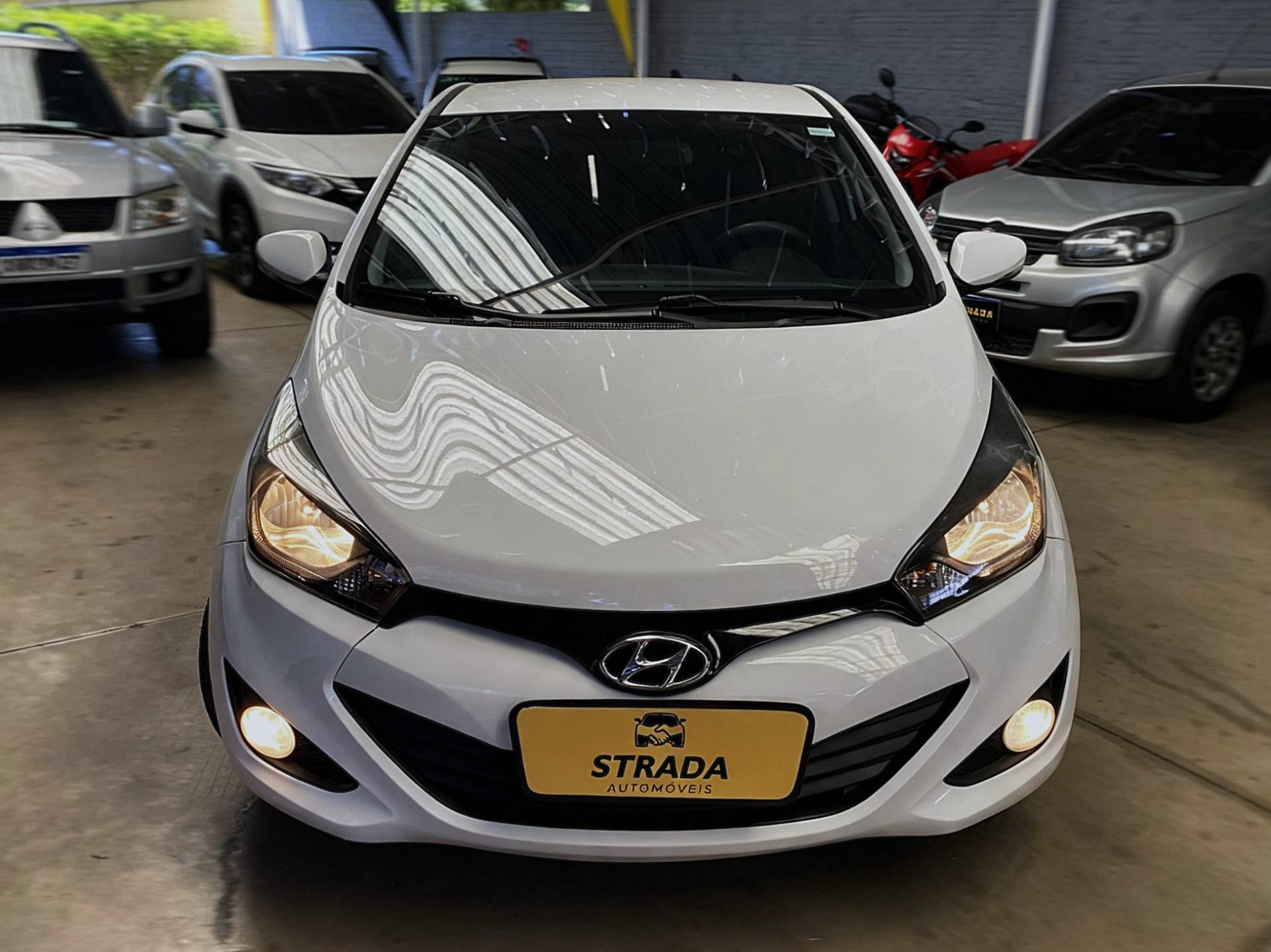 HYUNDAI HB20S