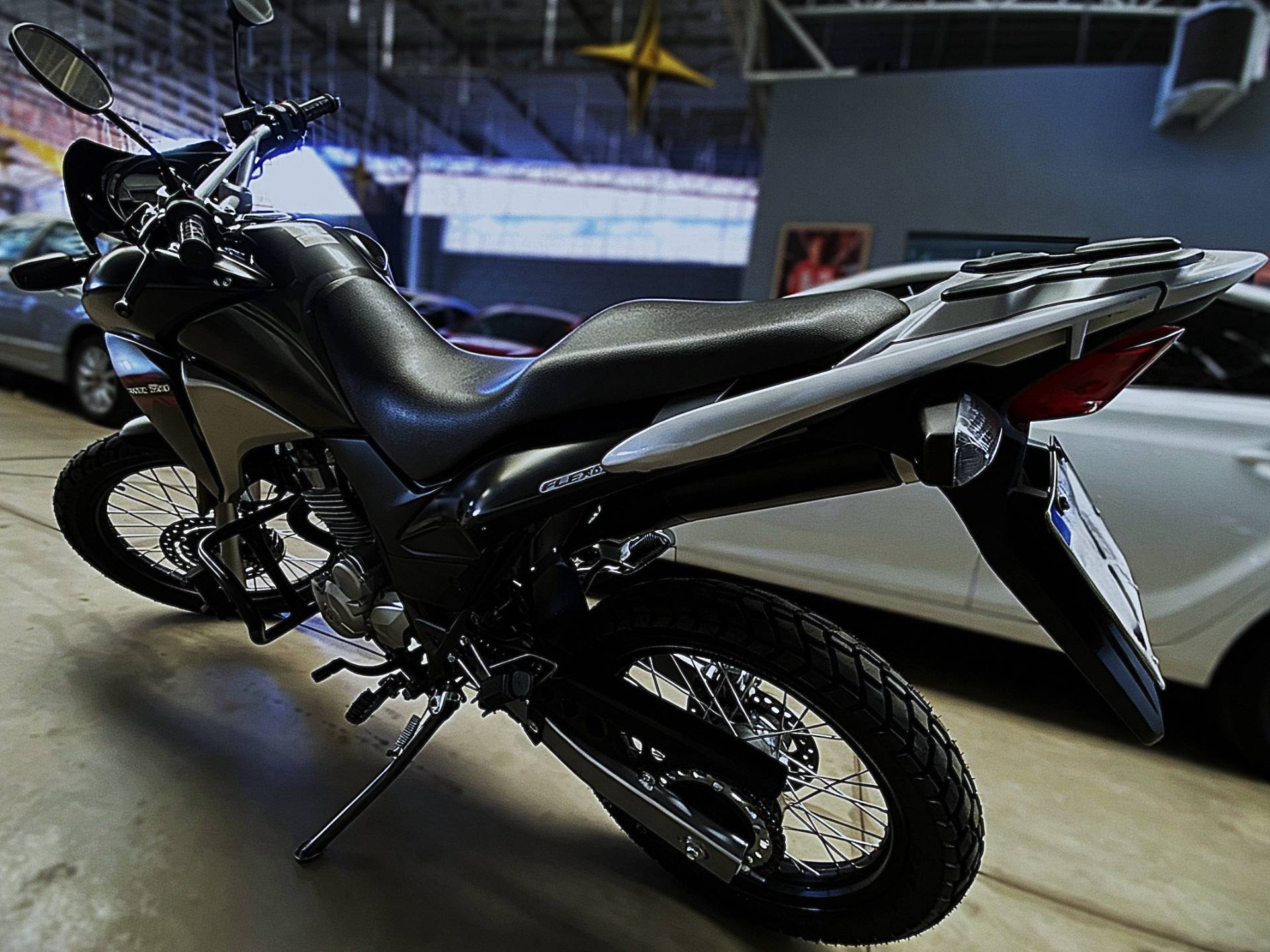 HONDA XRE 300 ABS