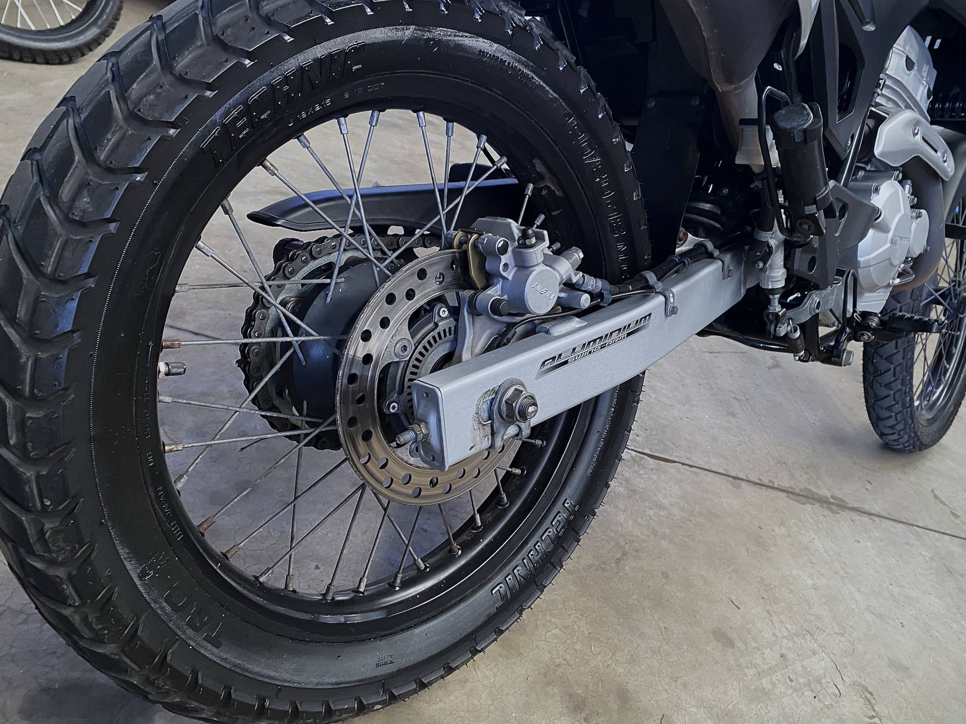 HONDA XRE 300 SAHARA ADVENTURE