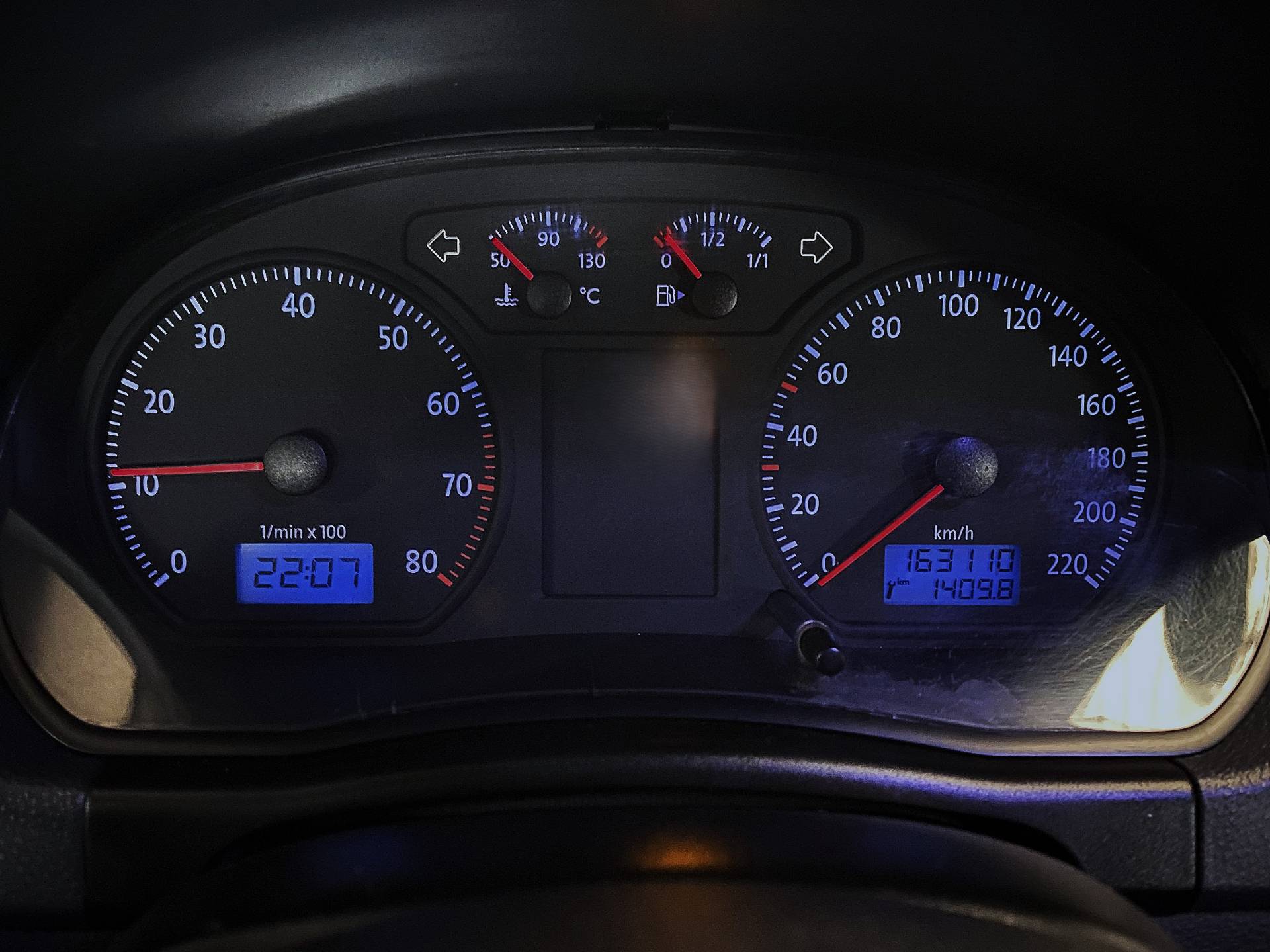 VOLKSWAGEN POLO