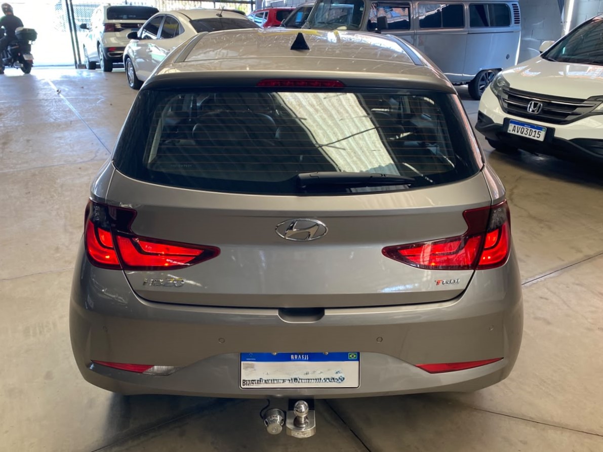 HYUNDAI HB20