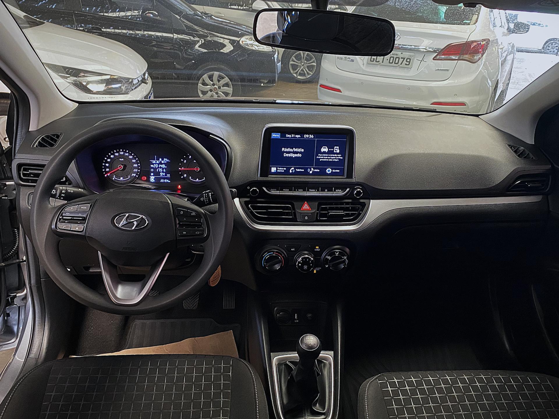 HYUNDAI HB20