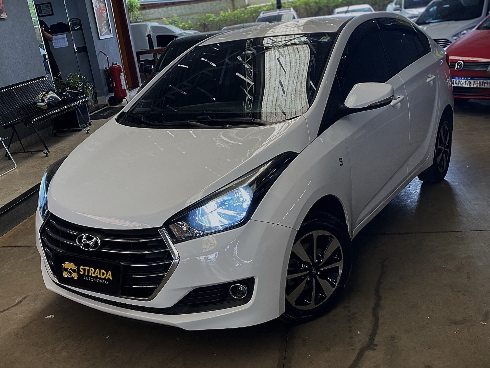 HYUNDAI HB20S
