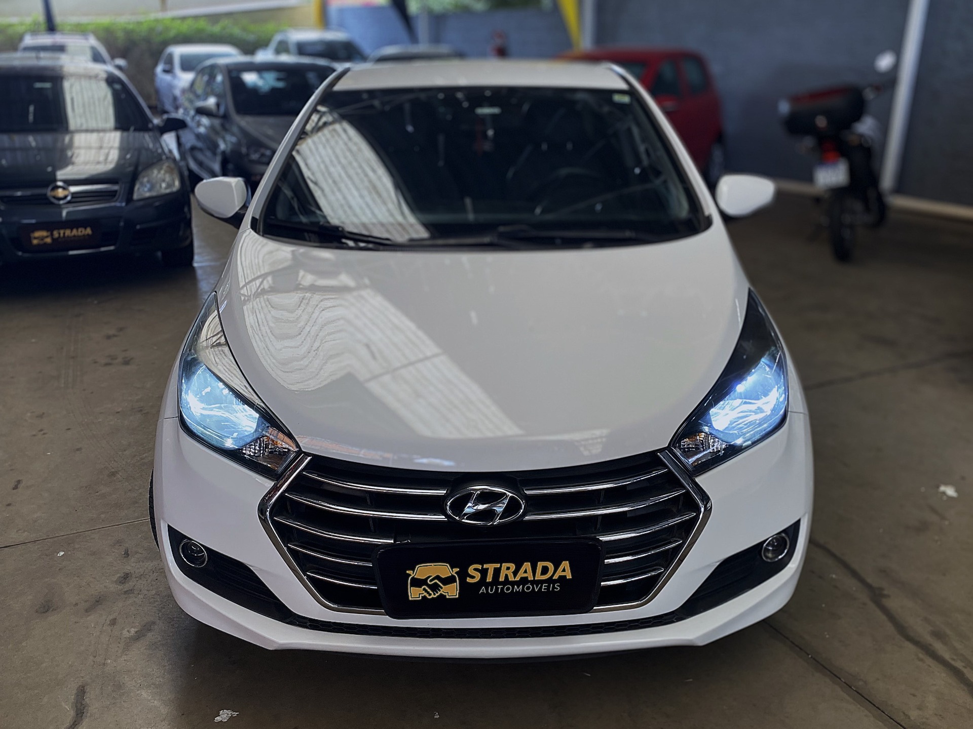 HYUNDAI HB20S
