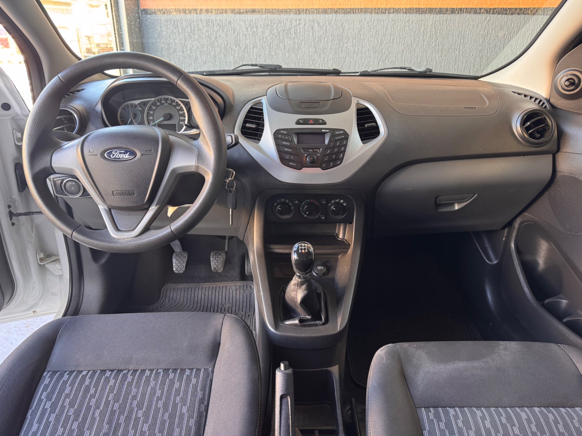 FORD KA