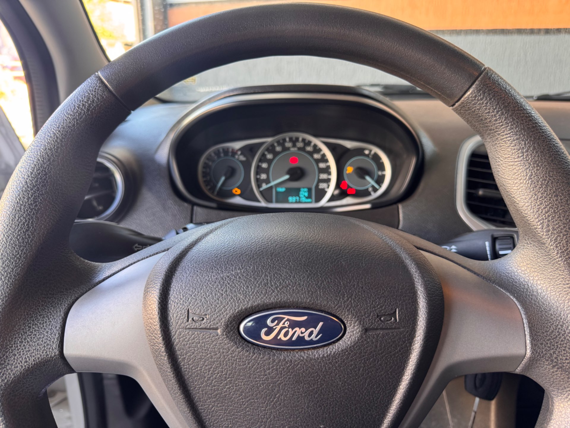 FORD KA