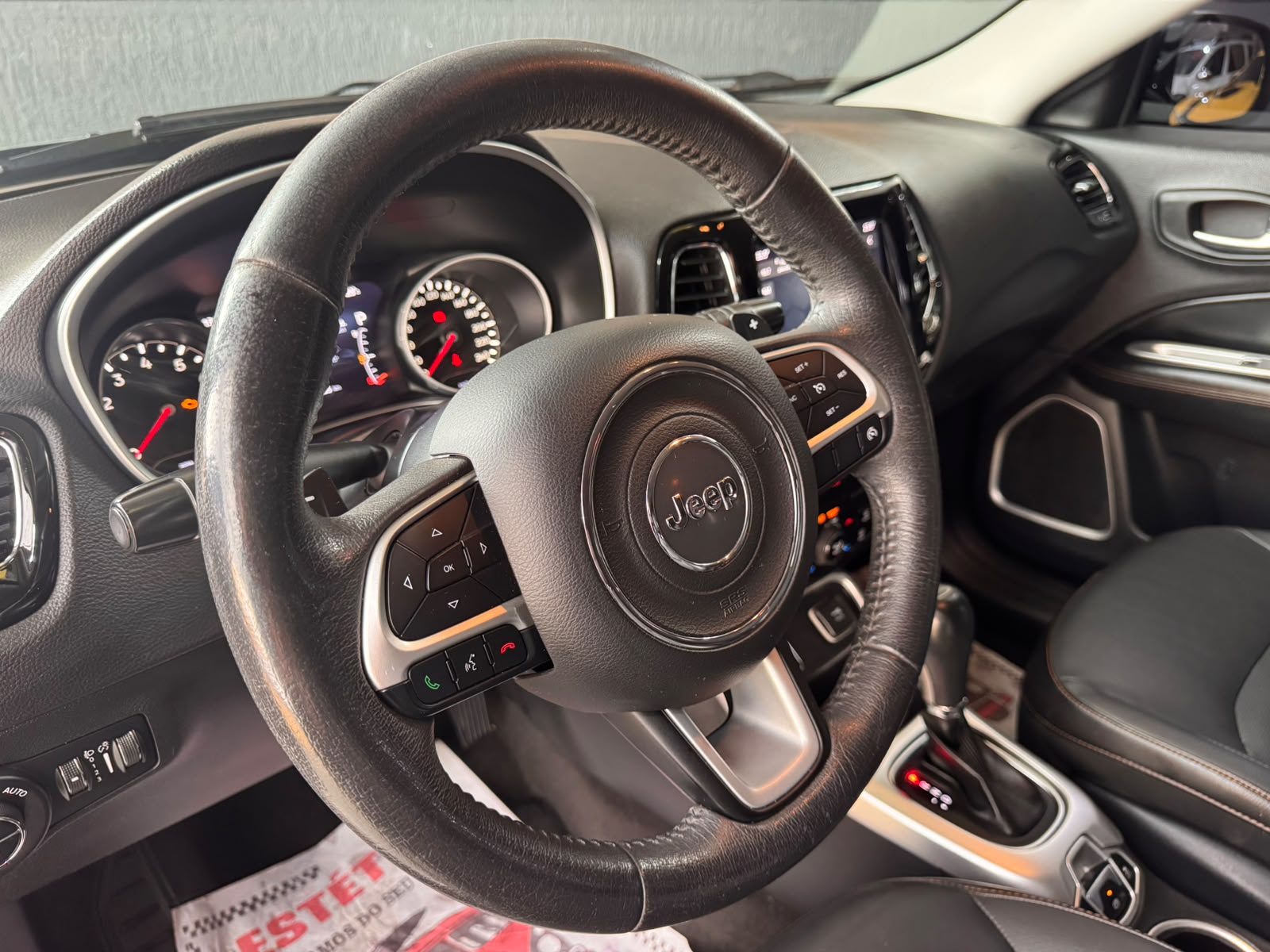 JEEP COMPASS