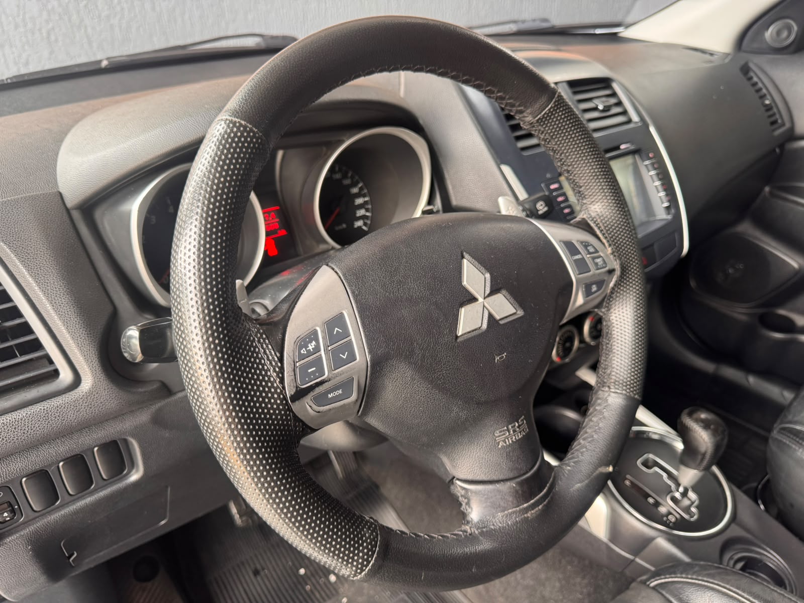 MITSUBISHI ASX