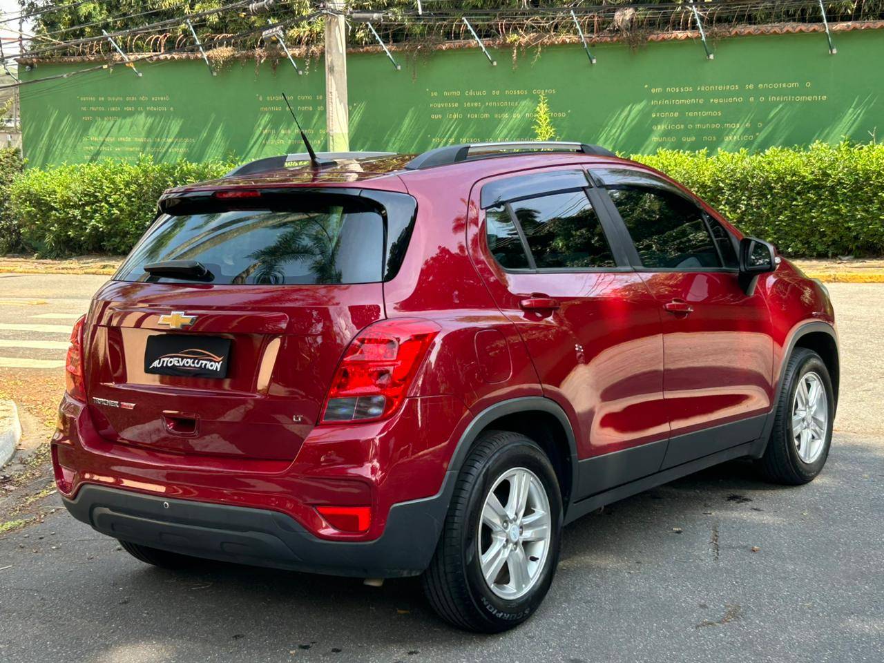 CHEVROLET TRACKER