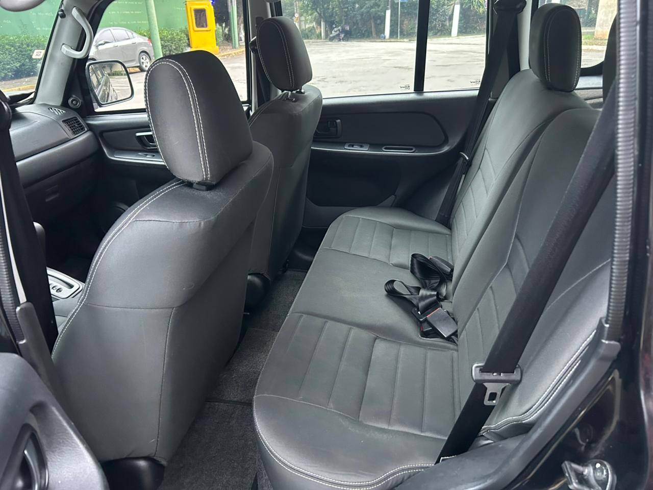 MITSUBISHI PAJERO TR4