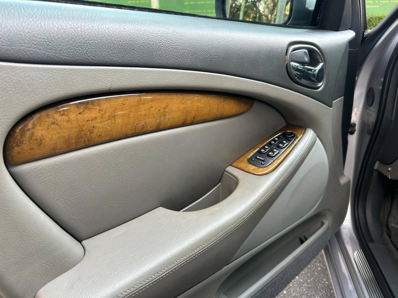 JAGUAR S-TYPE