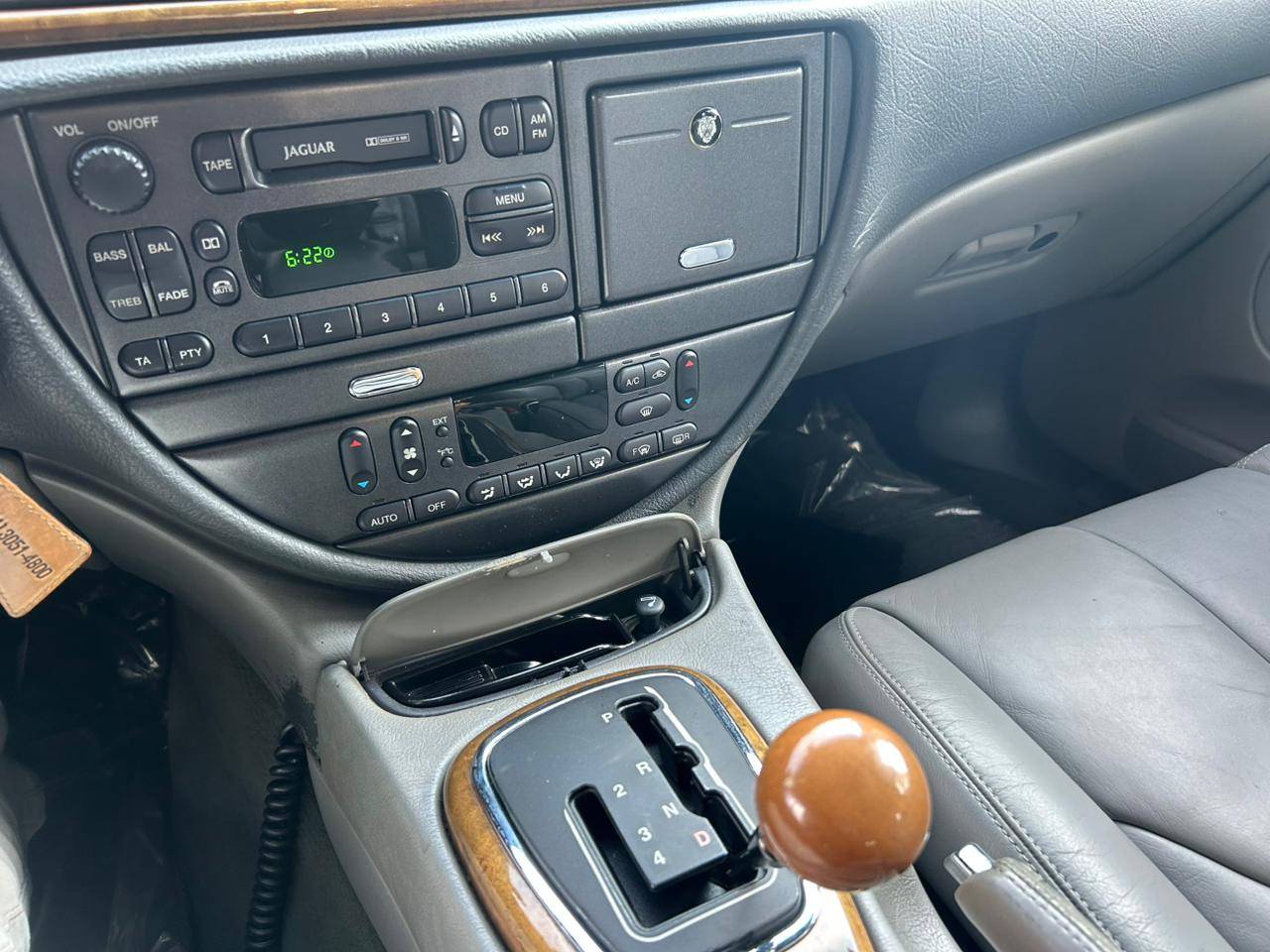 JAGUAR S-TYPE