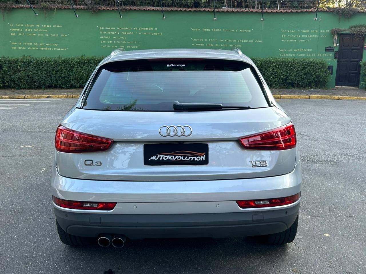 AUDI Q3