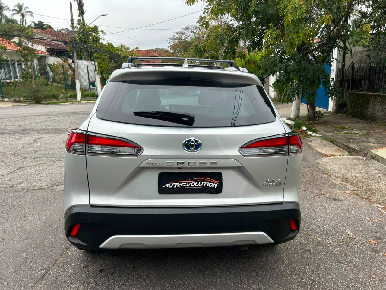 TOYOTA COROLLA CROSS