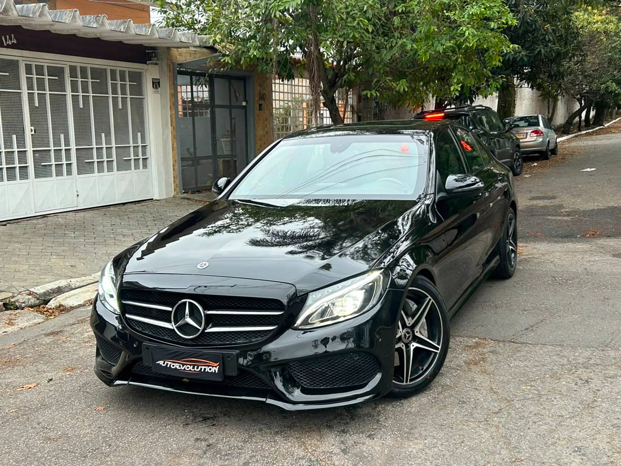 MERCEDES-BENZ C 300