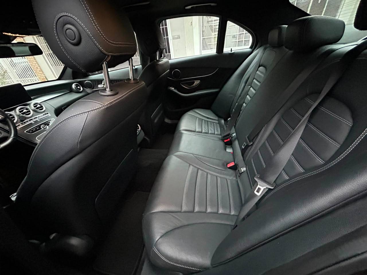 MERCEDES-BENZ C 300