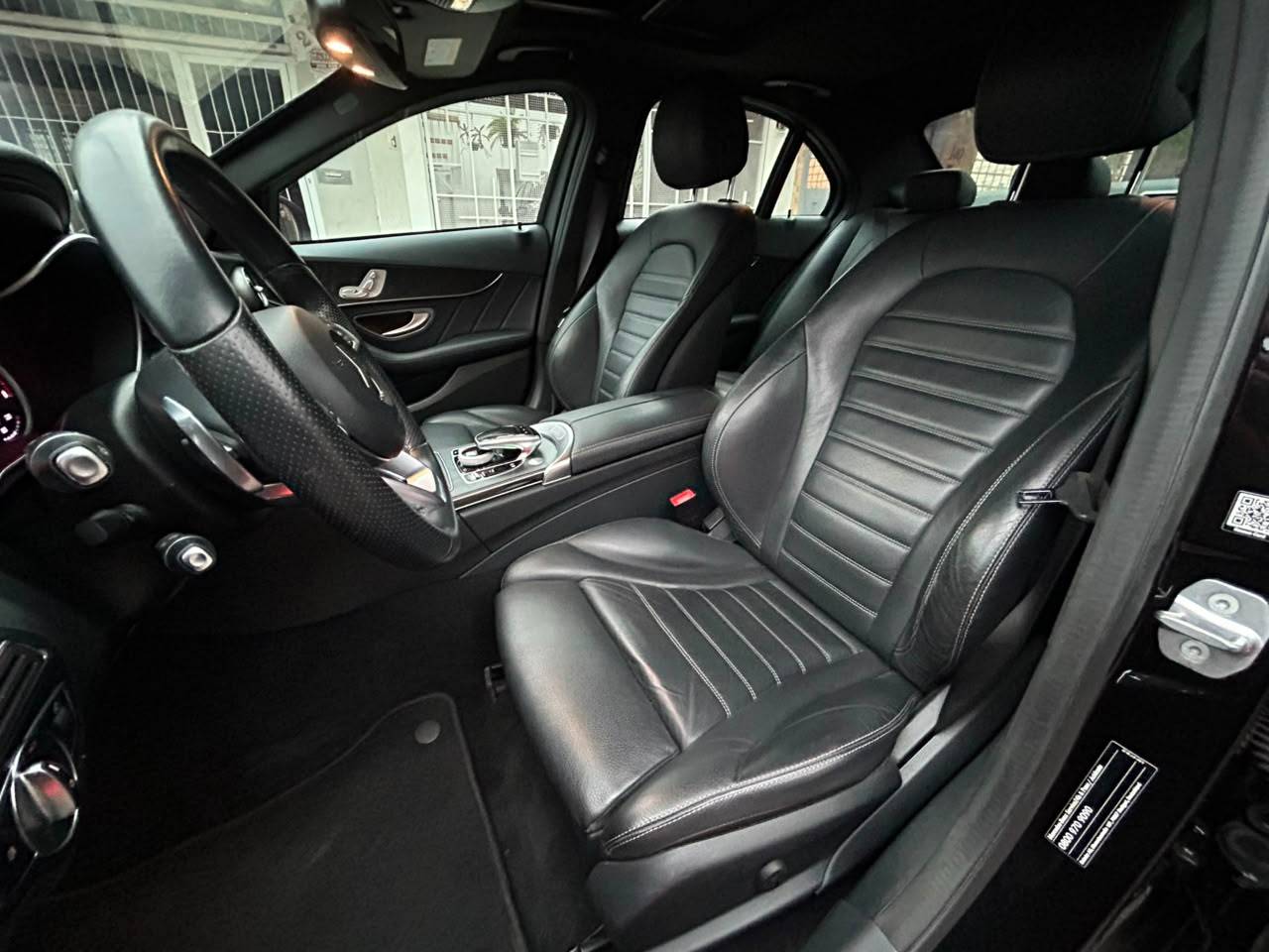 MERCEDES-BENZ C 300