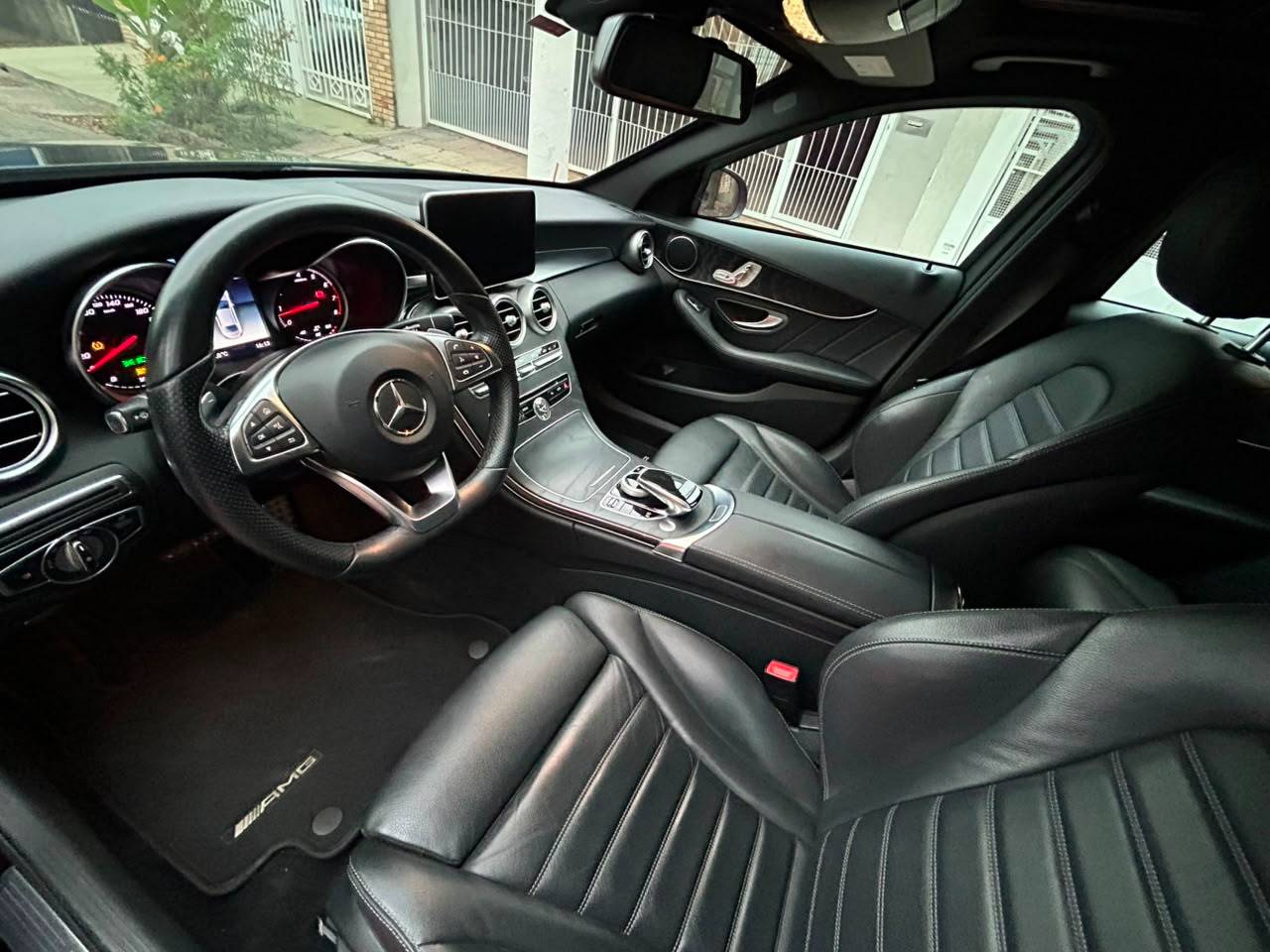 MERCEDES-BENZ C 300