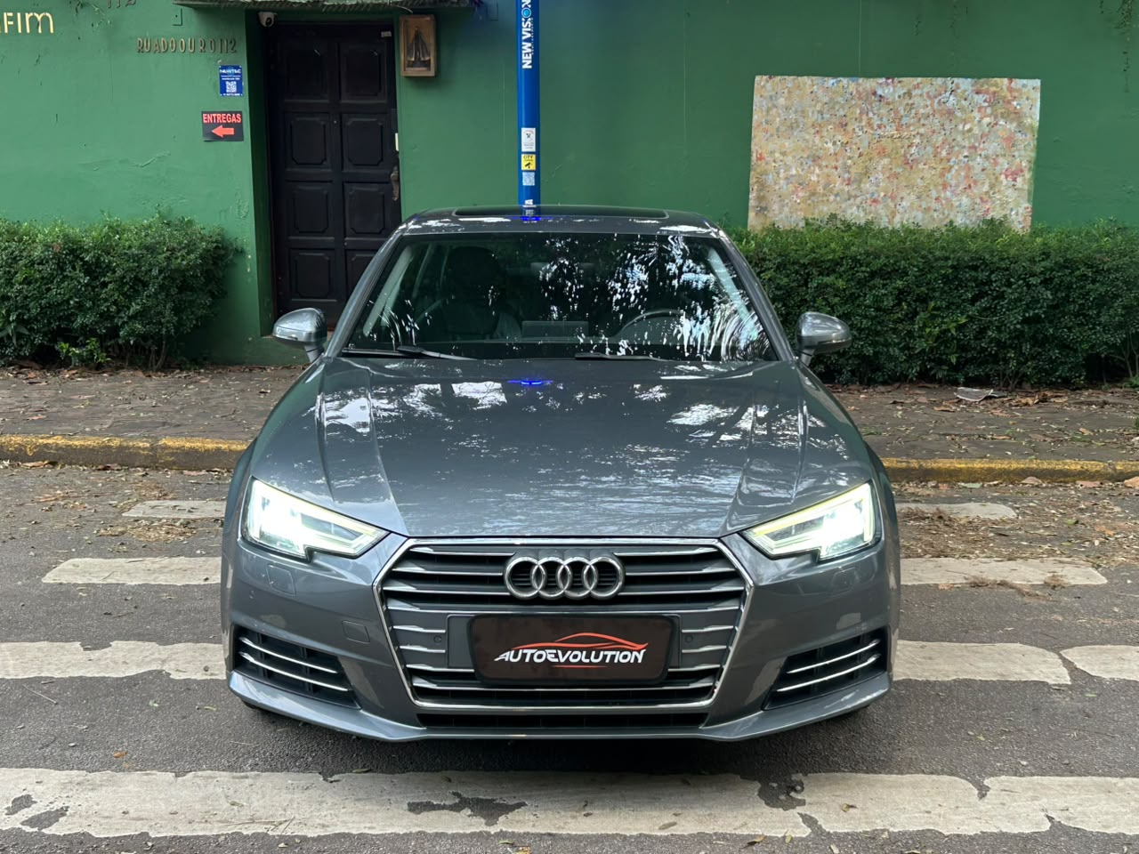 AUDI A4