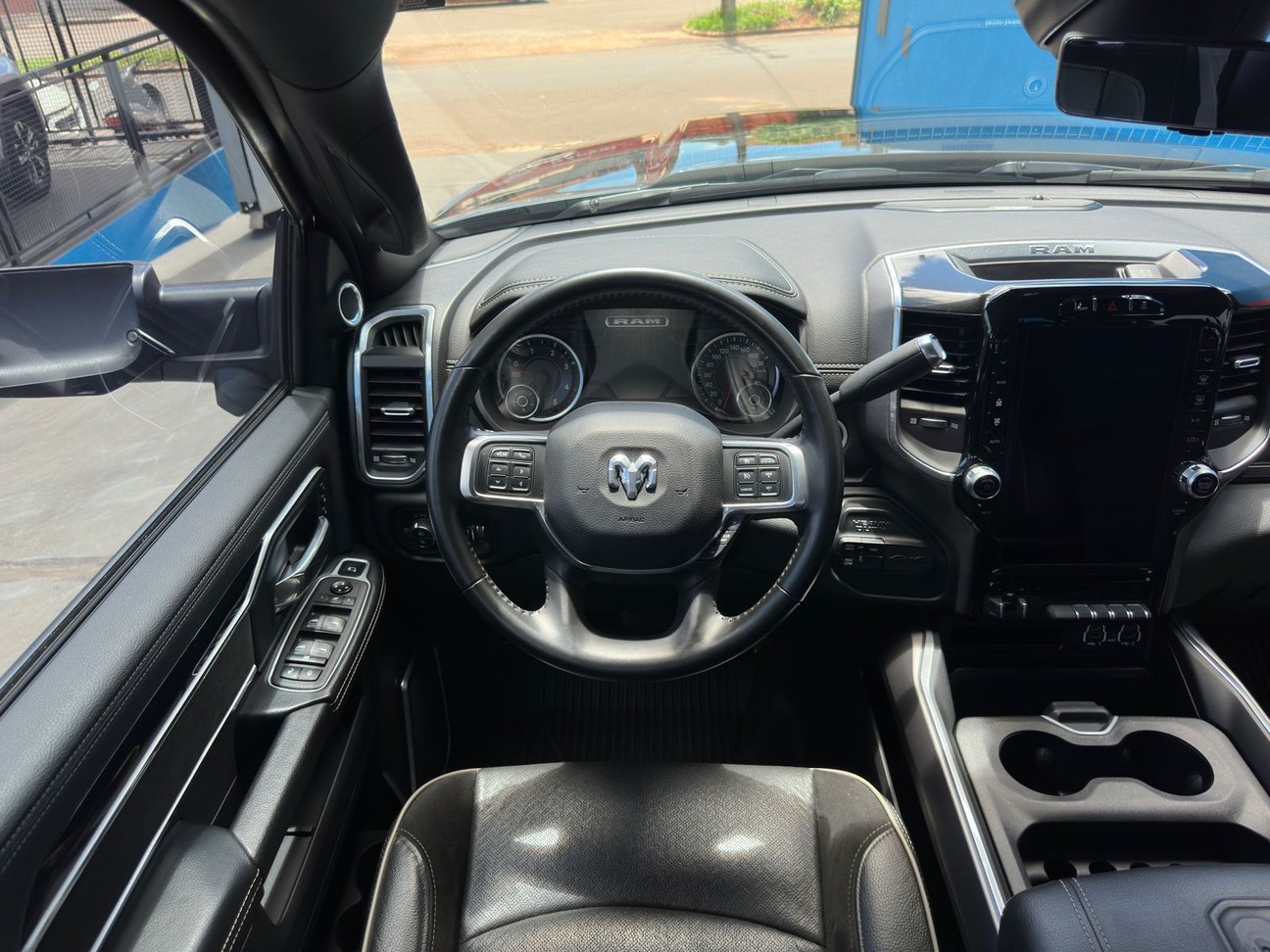 2500 6.7 I6 TURBO NIGHT EDITION CD 4X4