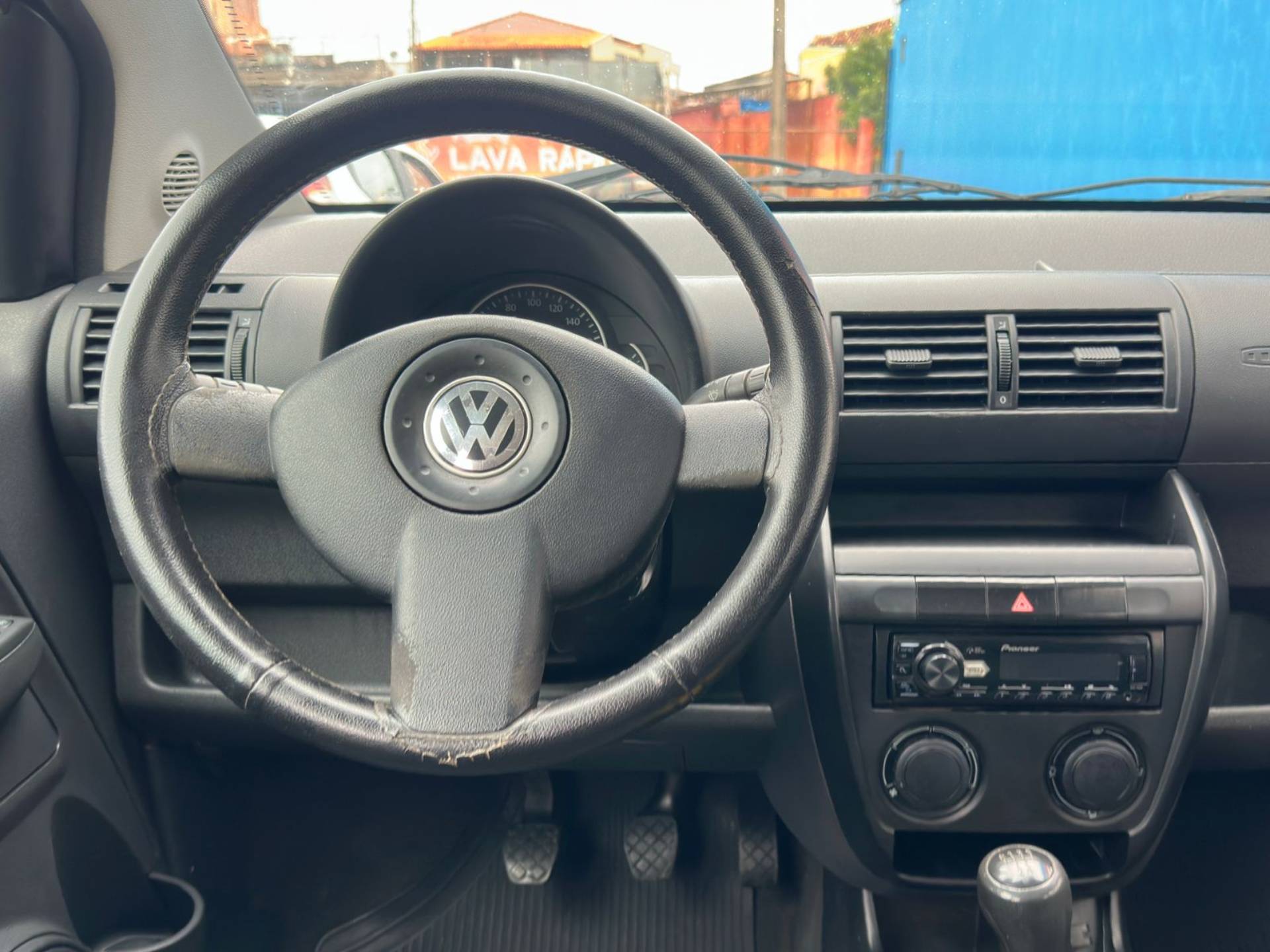 VOLKSWAGEN FOX