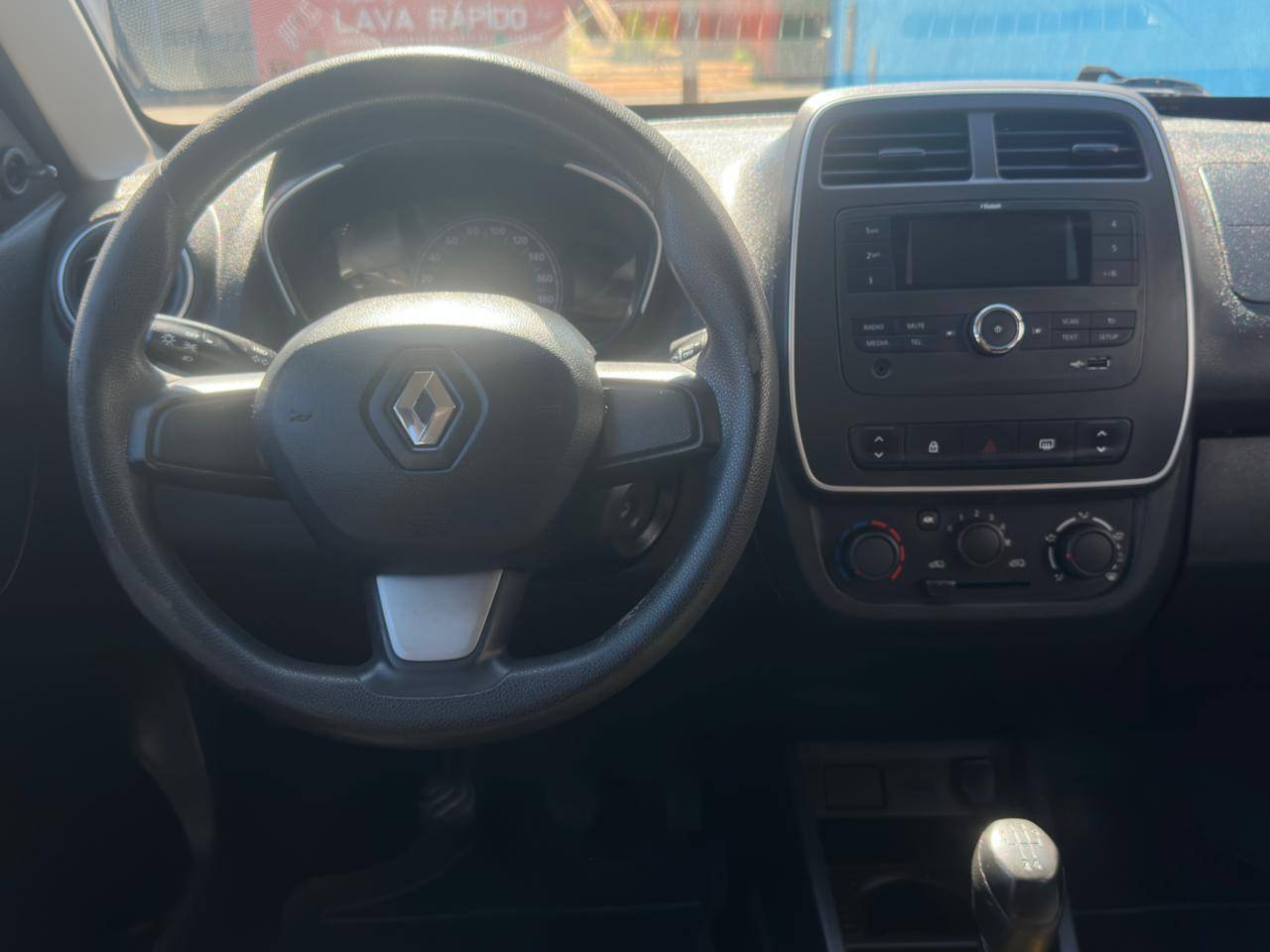 RENAULT KWID