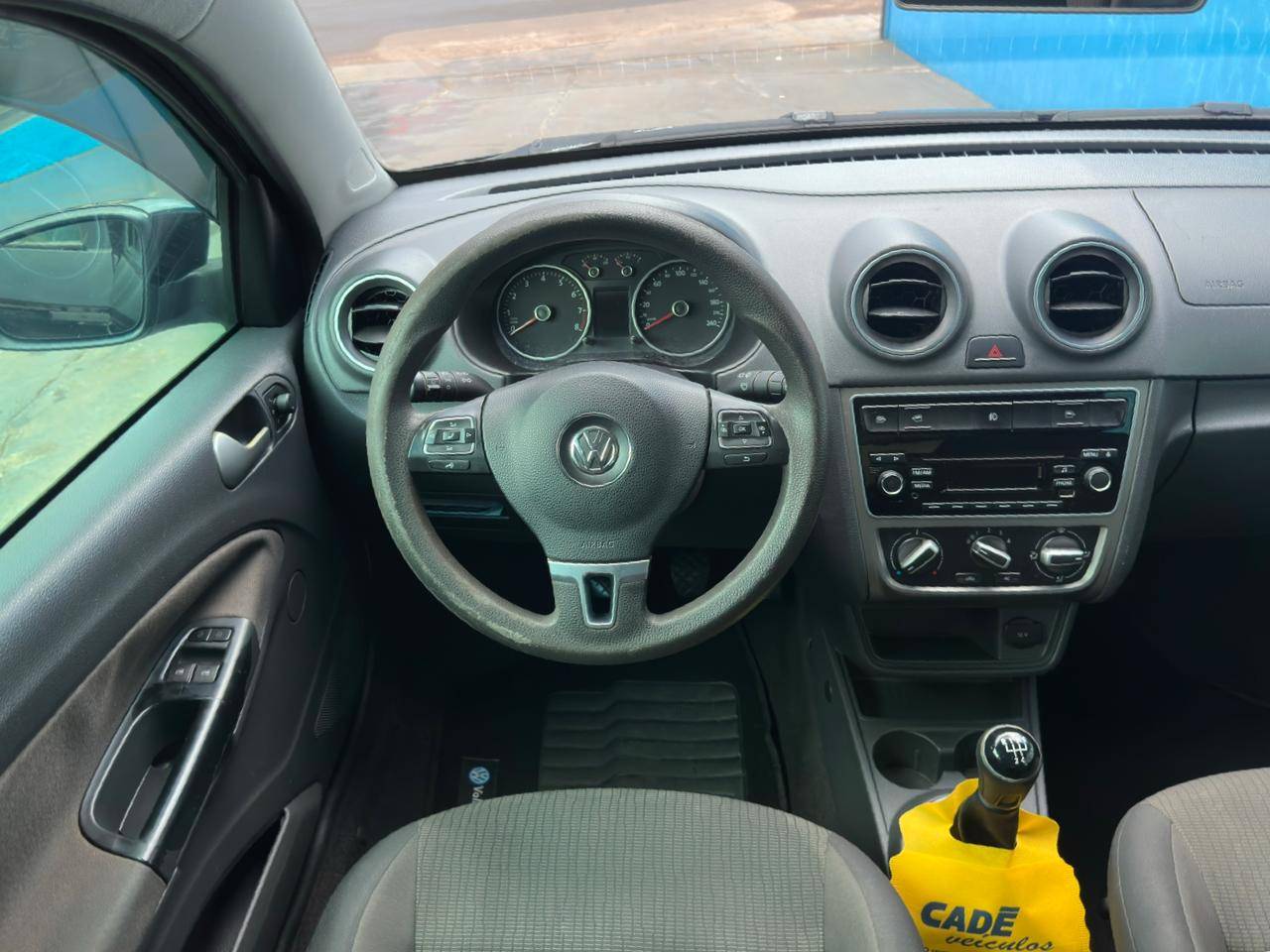 VOLKSWAGEN GOL