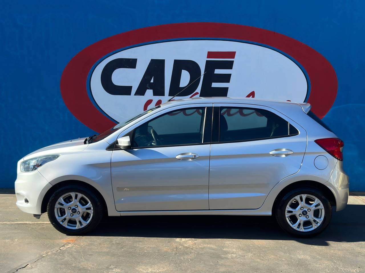 FORD KA