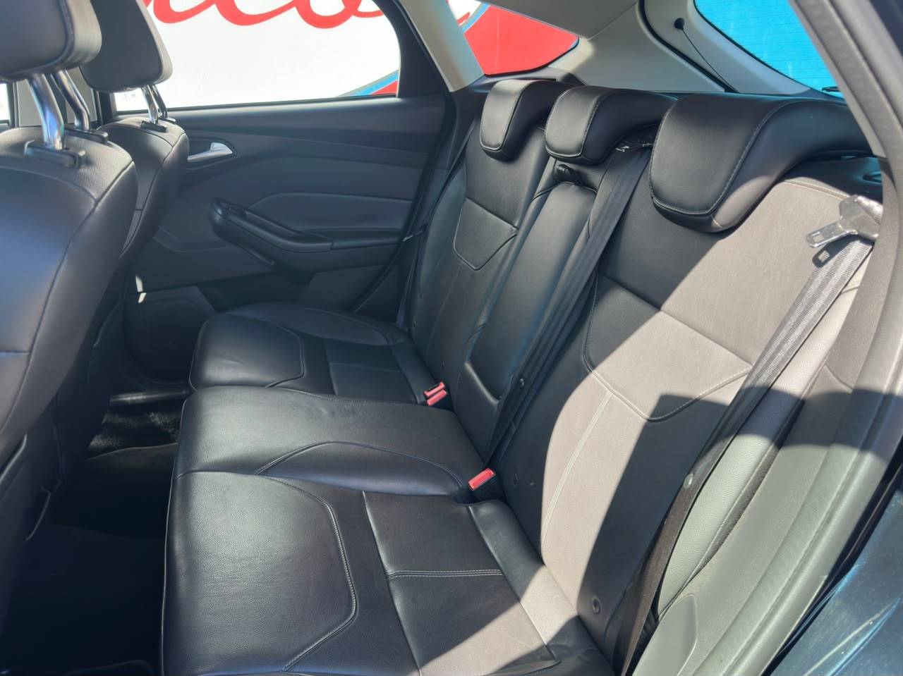 FORD FOCUS