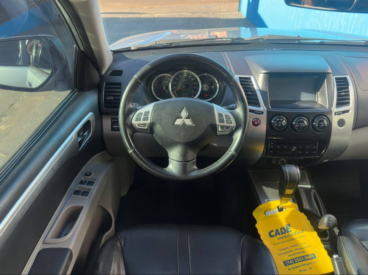 MITSUBISHI PAJERO