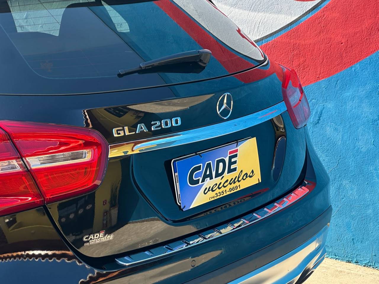 MERCEDES-BENZ GLA 200