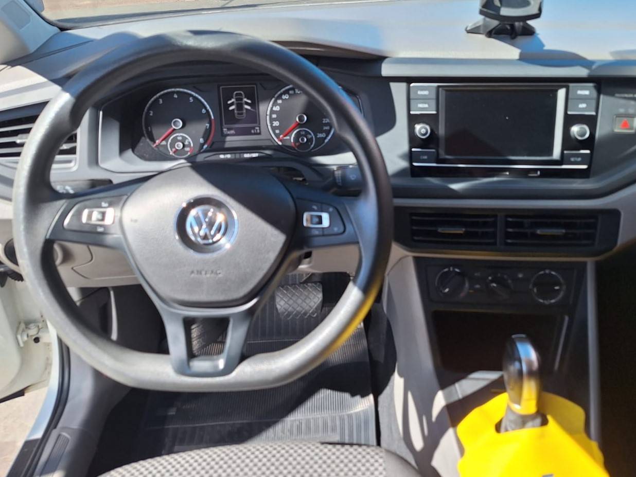 VOLKSWAGEN VIRTUS
