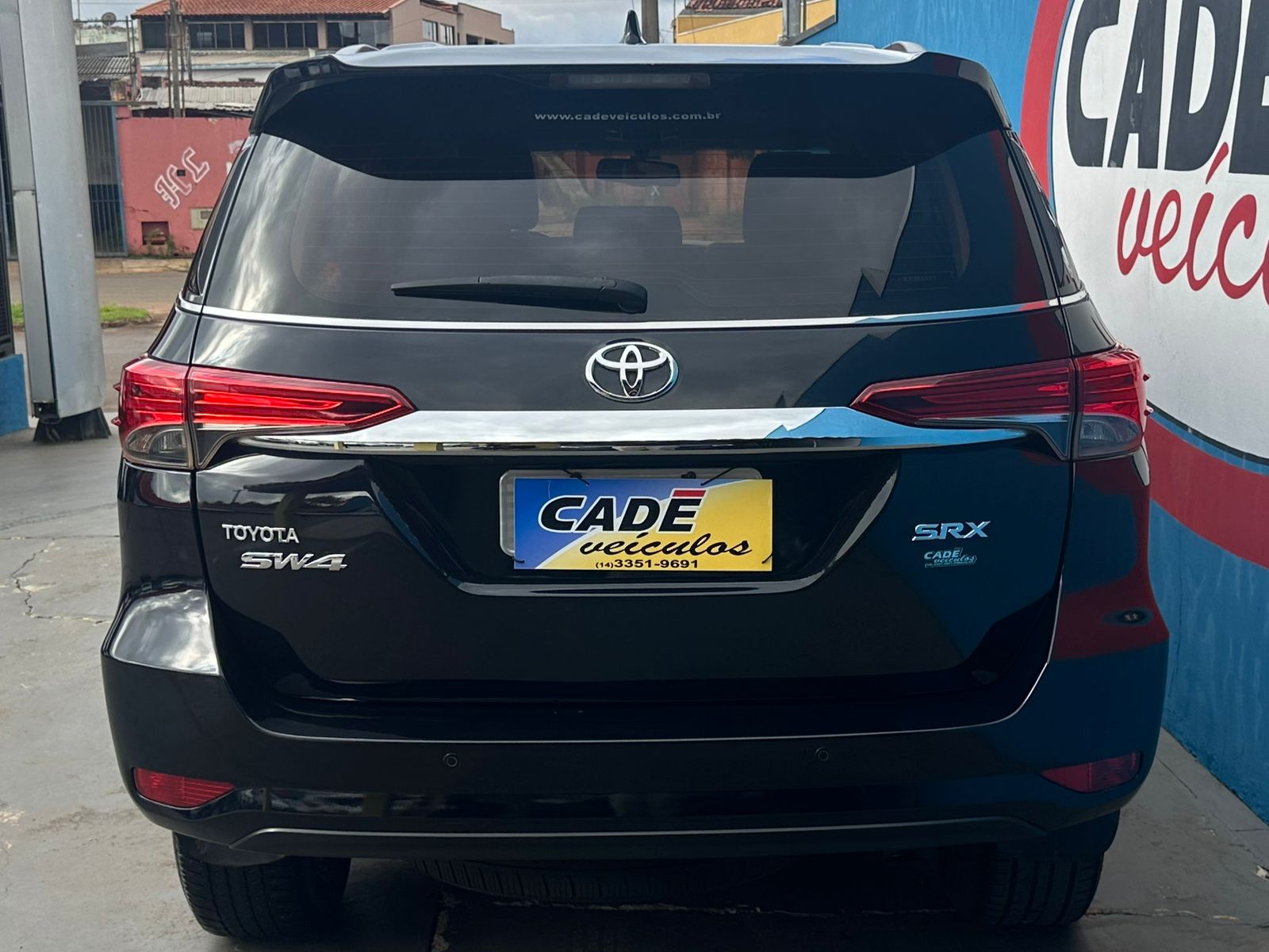 TOYOTA HILUX SW4