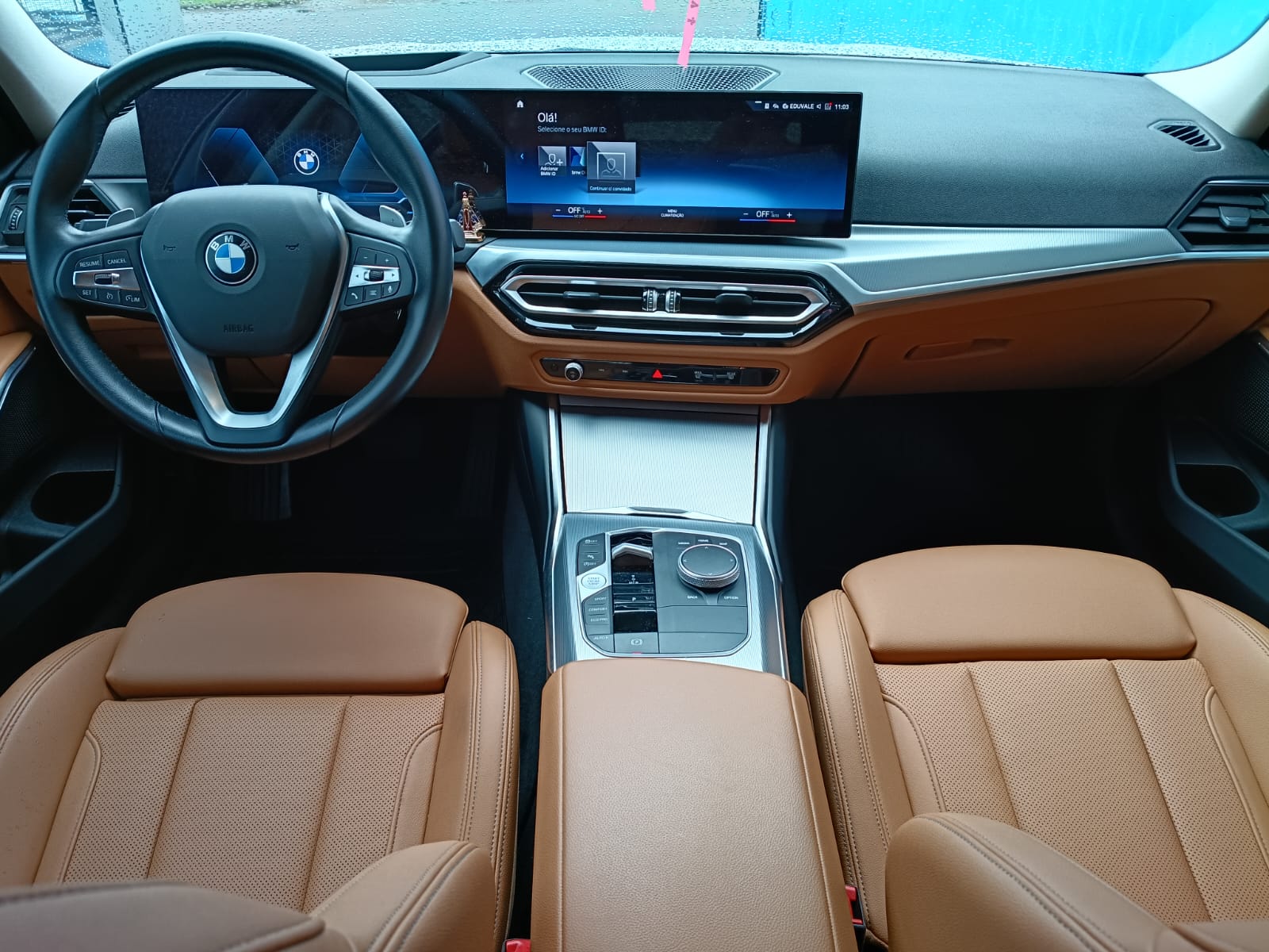 BMW 320i