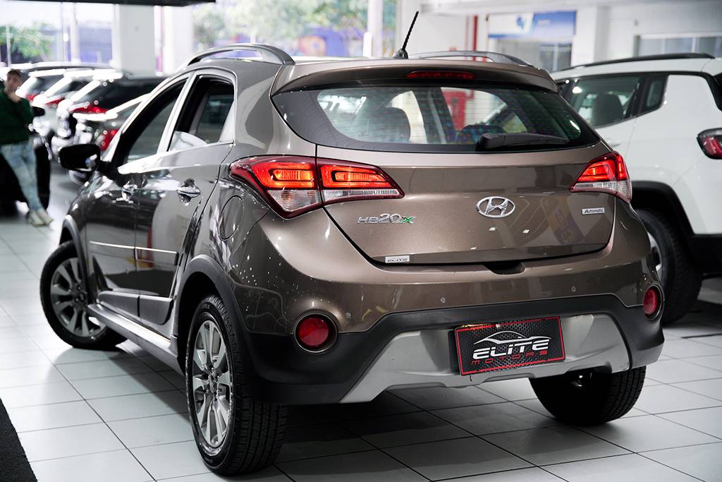 HYUNDAI HB20X