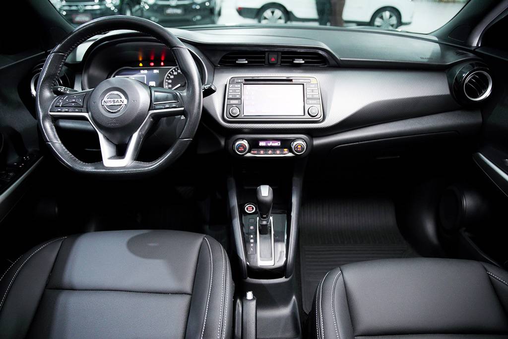 NISSAN KICKS