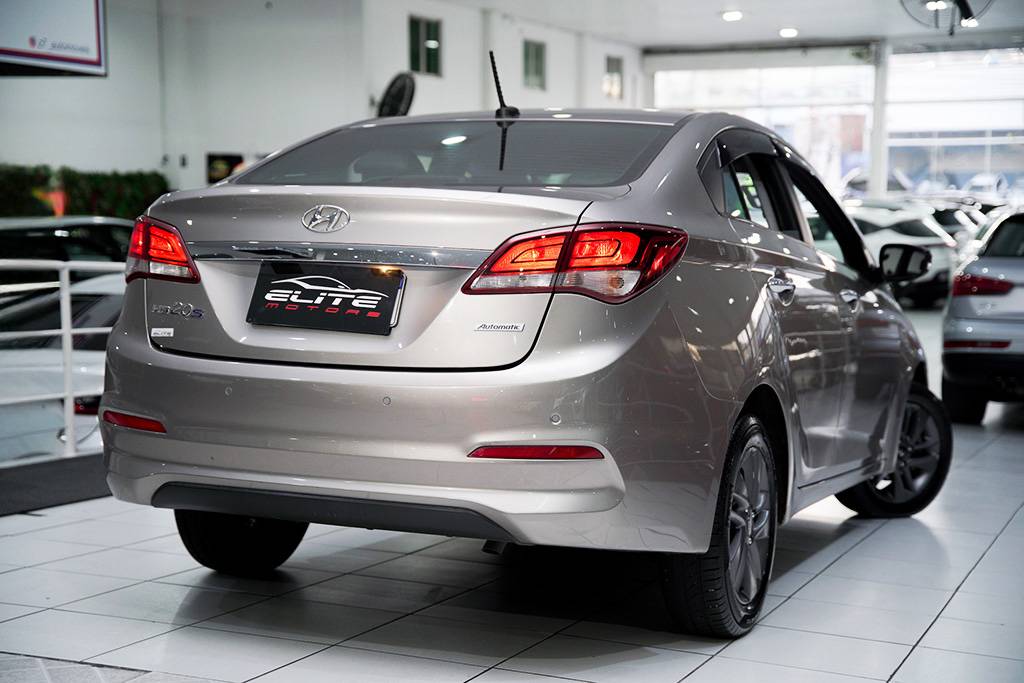 HYUNDAI HB20S